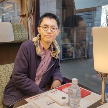 「アーミー」とは何者？